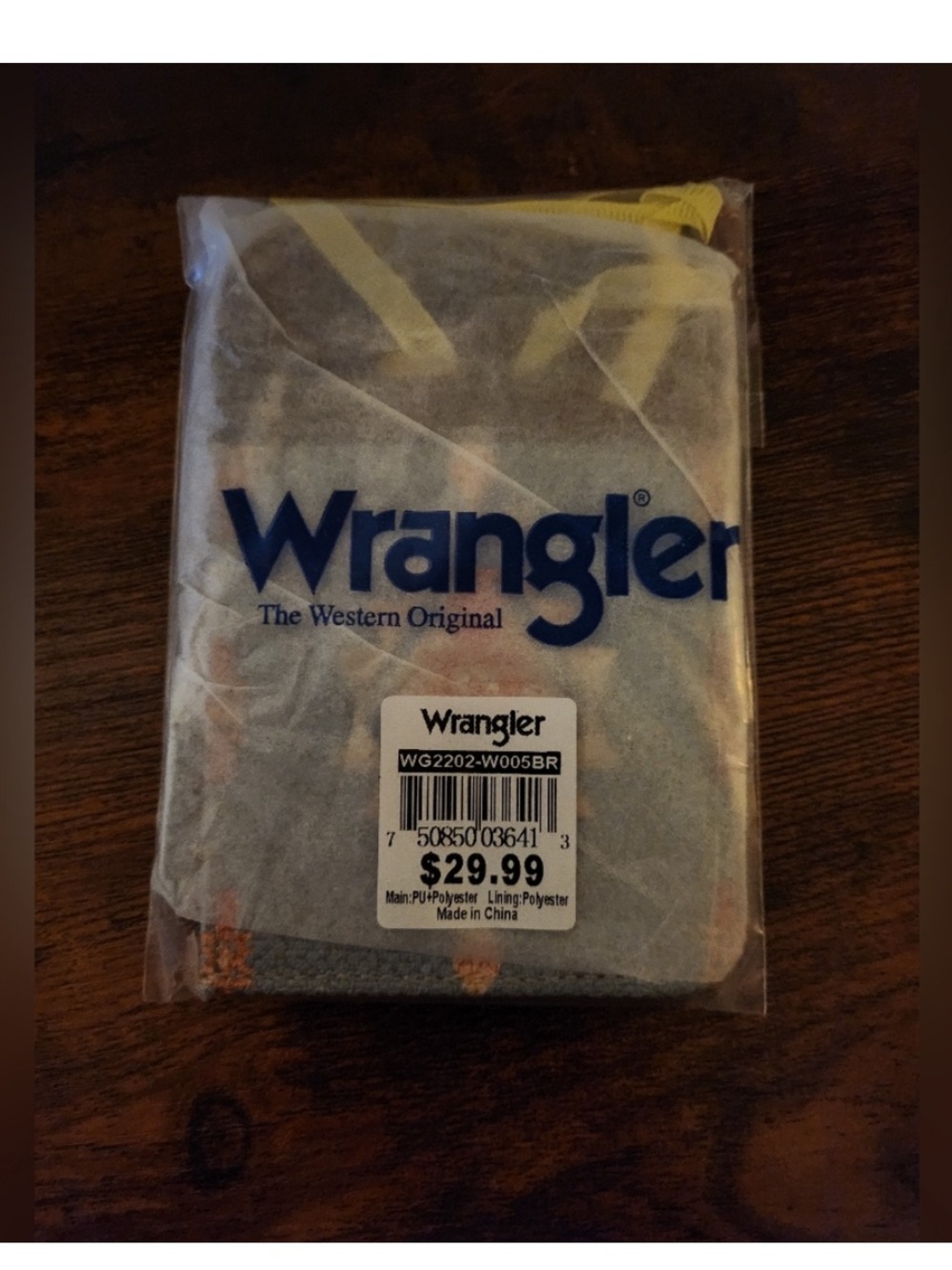 Wrangler Southwestern Card Wallet - Picture 5 of 6